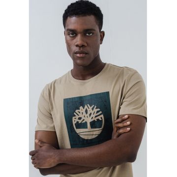 Tricou cu decolteu la baza gatului si imprimeu contrastant
