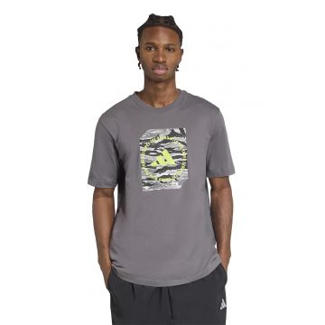 Tricou cu decolteu la baza gatului si imprimeu logo Tricou cu decolteu la baza gatului si imprimeu logo