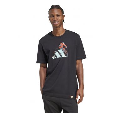 Tricou cu decolteu rotund si imprimeu grafic