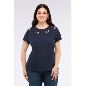 Tricou cu design perforat si decolteu rotund