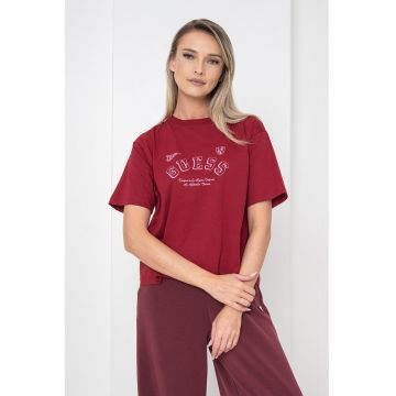 Tricou cu logo - croiala lejera si decolteu la baza gatului