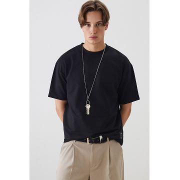 Tricou cu maneci cazute