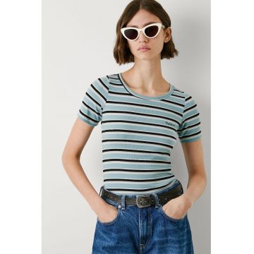 Tricou cu model in dungi si decolteu rotund