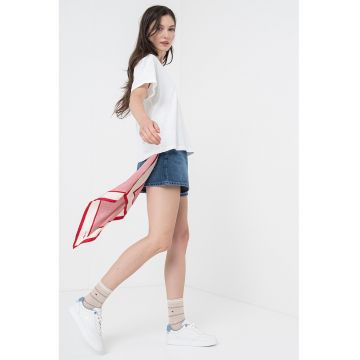 Tricou lejer cu decolteu in V