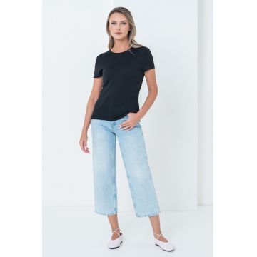 Tricou slim fit cu model uni