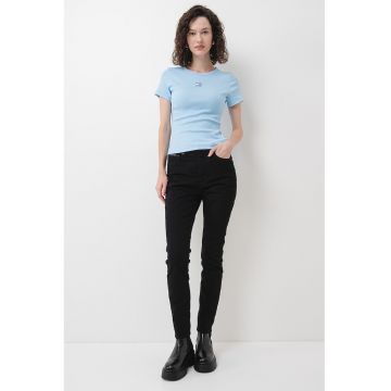 Tricou slim fit striat
