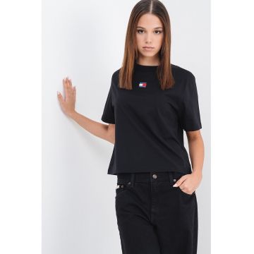 Tricou cu broderie logo