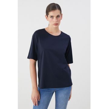 Tricou cu decolteu rotund