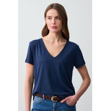 Tricou din amestec de modal cu decolteu in V