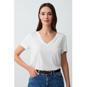 Tricou din amestec de modal cu decolteu in V