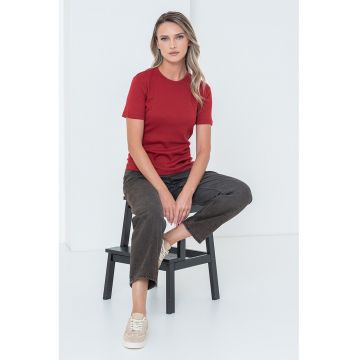 Tricou din bumbac cu decolteu la baza gatului