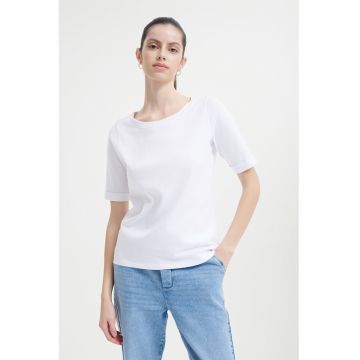 Tricou lejer cu decolteu rotund