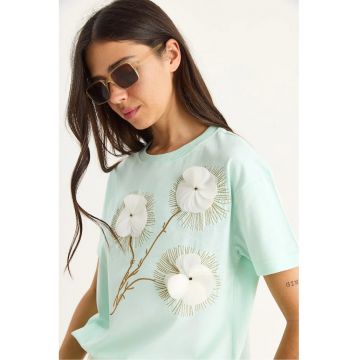 Tricou dama  bumbac - guler rotund - brodat - verde - maneca scurta