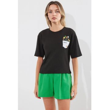 Tricou dama  guler rotund - imprimeu brodat - negru - poliester-lycra
