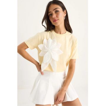 Tricou dama  guler rotund - imprimeu floral - galben - bumbac