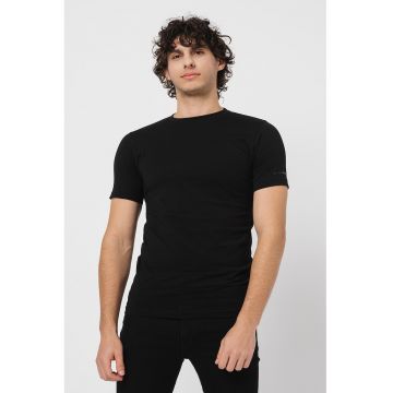 Set de tricouri cu decolteu la baza gatului - 2 piese