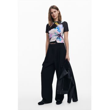 Tricou slim fit cu imprimeu floral