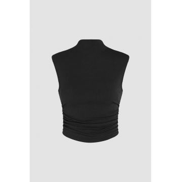 Top crop -  guler inalt - detaliu drapat - negru - jerseu -