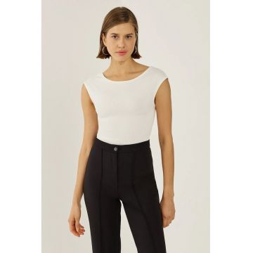 Top scurt dama -  alb - bumbac - design versatil