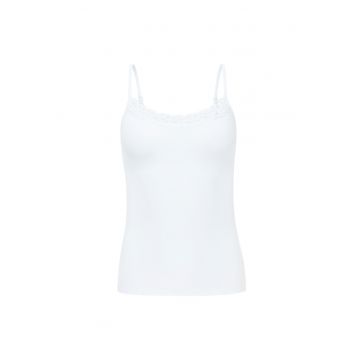 Top slim fit cu captuseala din dantela