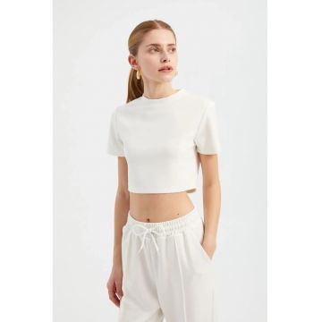 Tricou guler rotund