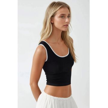 Maiou dama -  tricot - decolteu rotund - alb/negru