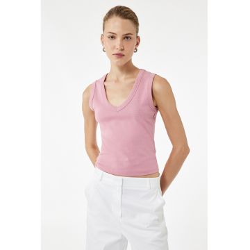 Top crop cu decolteu in V Top crop cu decolteu in V