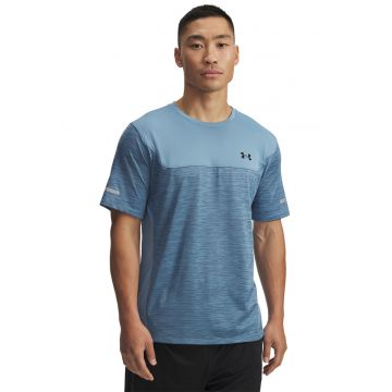 Tricou cu decolteu la baza gatului si imprimeu logo - pentru fitness