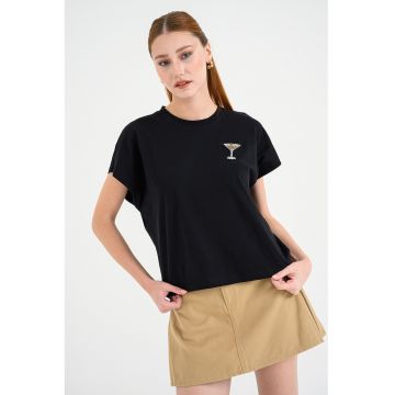 Tricou de bumbac cu aplicatii cu strasuri