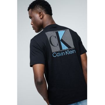 Tricou din bumbac cu decolteu la baza gatului