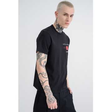 Tricou regular fit cu imprimeu logo pe piept Tricou regular fit cu imprimeu logo pe piept