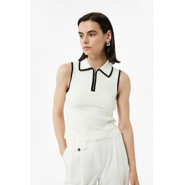 Tricou slim fit polo fara maneci cu fenta cu fermoar