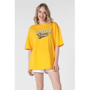 Tricou cu imprimeu si maneci cazute