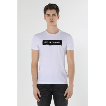 Tricou slim fit cu aplicatie text