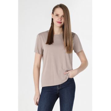 Tricou din amestec de modal cu decolteu la baza gatului